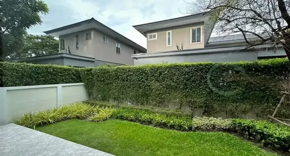 For sale 4 bedrooms house in Pak Kret, Nonthaburi