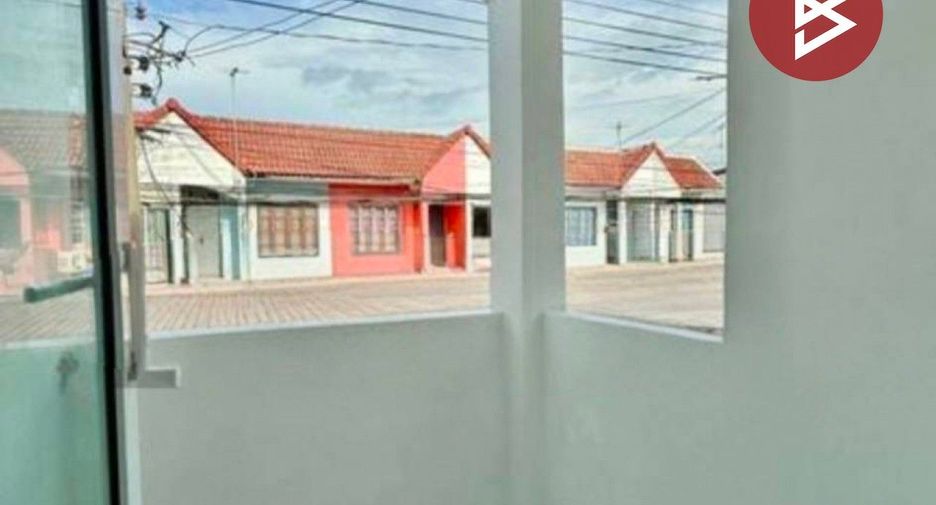 Аренда и продажа 2 спальни таунхаус в Sai Noi, Нонтабури