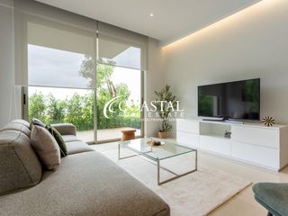 Продажа 2 спальни кондо в Банг Сарай, Паттайя
