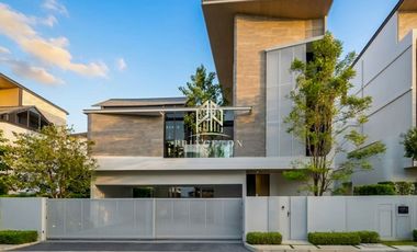 Casa en alquiler y en venta de 4 habitaciones en Saphan Sung, Bangkok