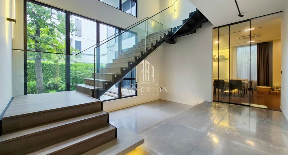 Casa en alquiler y en venta de 4 habitaciones en Saphan Sung, Bangkok