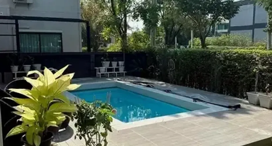 Haus zum Kauf mit 4 Zimmer in Prawet, Bangkok