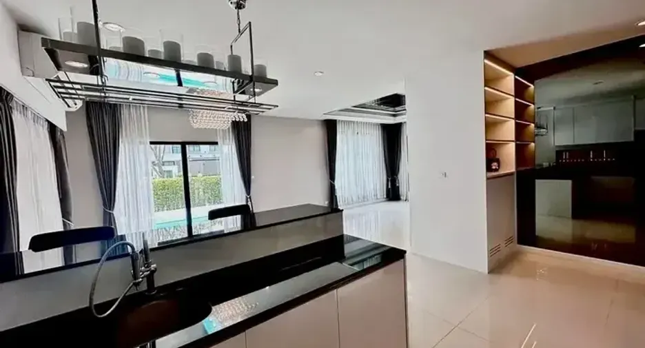 Haus zum Kauf mit 4 Zimmer in Prawet, Bangkok