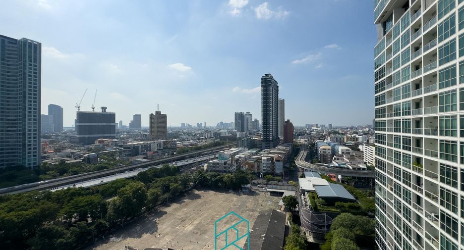 Wohnung zum Kauf mit 2 Zimmer in Sathon, Bangkok