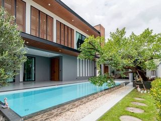 Villa en venta de 5 habitaciones en Bang Lamung, Chonburi