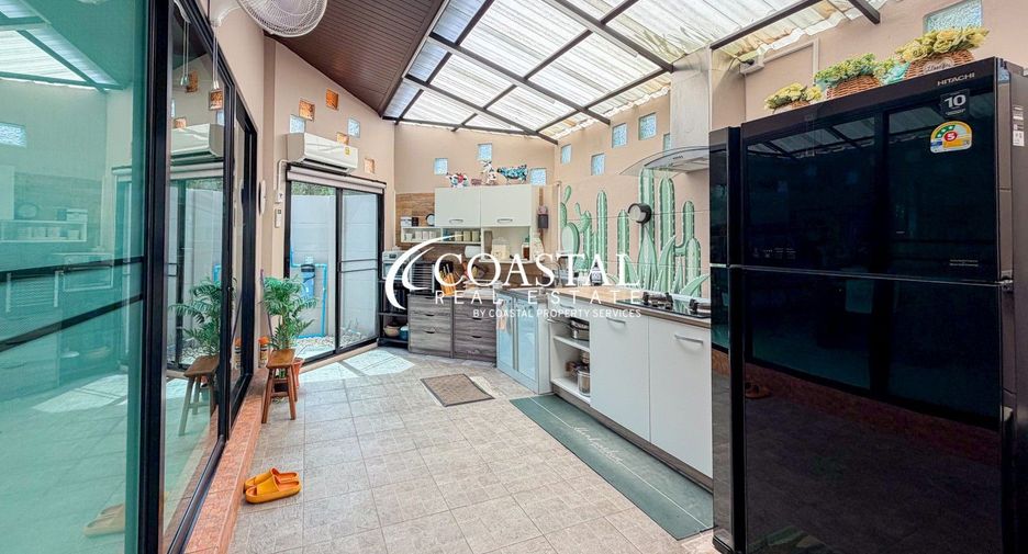 Продажа 3 спальни дом в Huay Yai, Паттайя