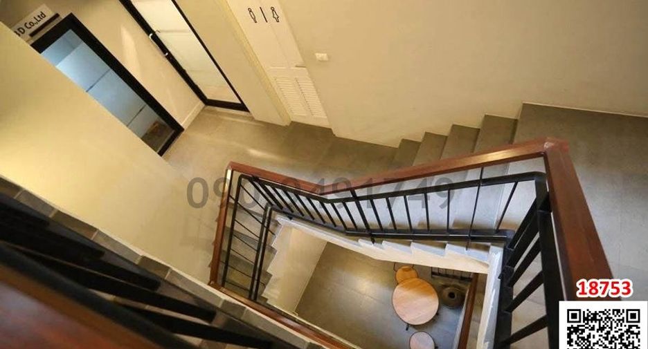For rent 8 bedrooms office in Khlong Sam Wa, Bangkok