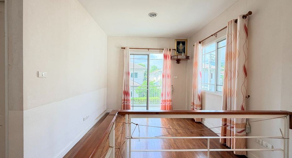 Продажа 4 спальни дом в Mueang Chiang Mai, Чианг Маи
