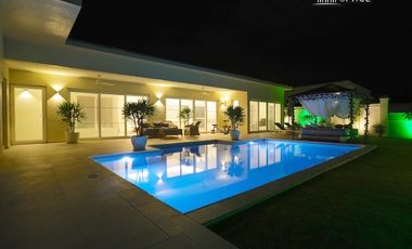 Villa en alquiler y en venta de 3 habitaciones en Bang Lamung, Chonburi