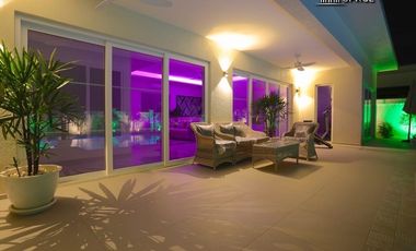 Villa en alquiler y en venta de 3 habitaciones en Bang Lamung, Chonburi
