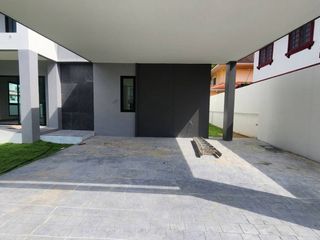 出售 4 卧室 独立屋 在 Mueang Nonthaburi, Nonthaburi
