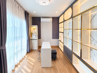 Casa en alquiler de 4 habitaciones en Khlong Luang, Pathum Thani