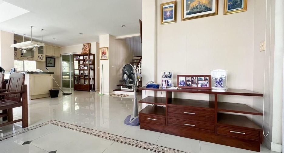 Продажа 3 спальни дом в Mueang Samut Prakan, Самутпракан