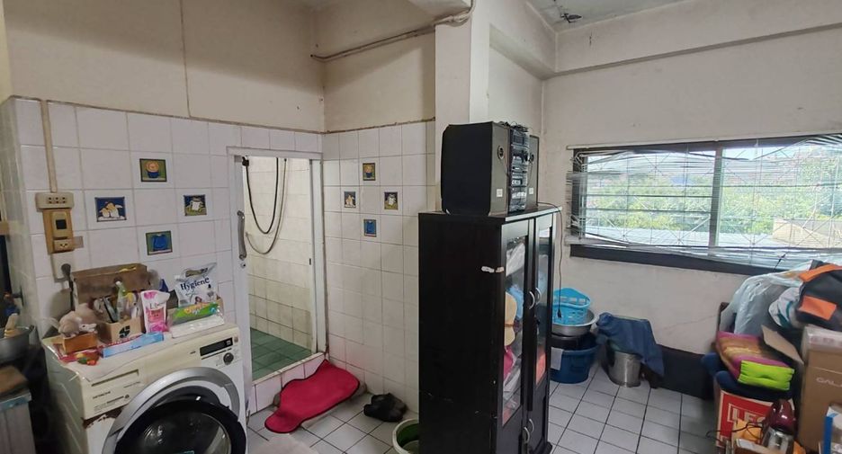 À vendre 3 chambres local commercial à Mueang Pathum Thani, Pathum Thani