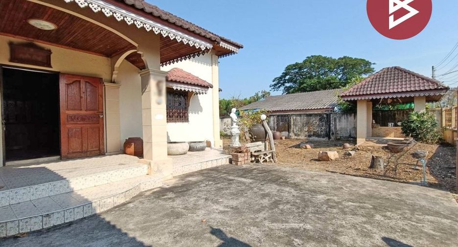 Haus zum Kauf mit 4 Zimmer in Mueang Ratchaburi, Ratchaburi