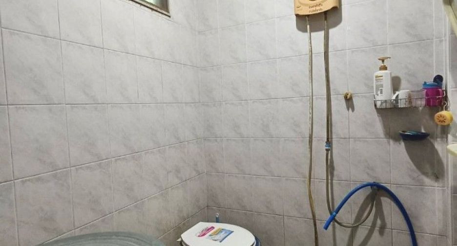Haus zum Kauf mit 4 Zimmer in Mueang Ratchaburi, Ratchaburi