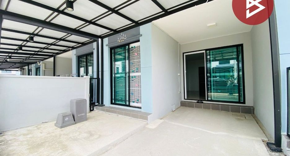 出售 3 卧室 联排别墅 在 Mueang Pathum Thani, Pathum Thani