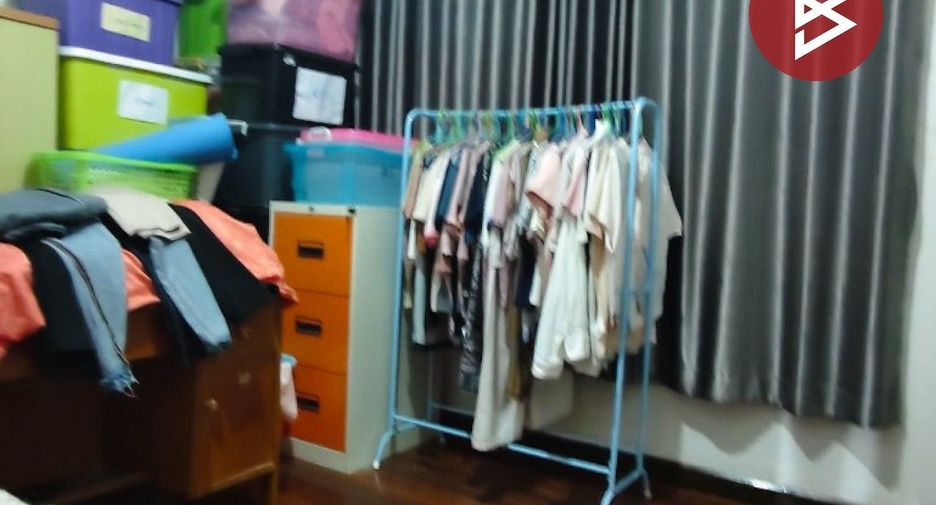 Продажа 2 спальни таунхаус в Mueang Nakhon Si Thammarat, Nakhon Si Thammarat