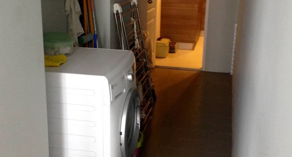 Wohnung zur Miete mit 3 Zimmer in Huai Khwang, Bangkok