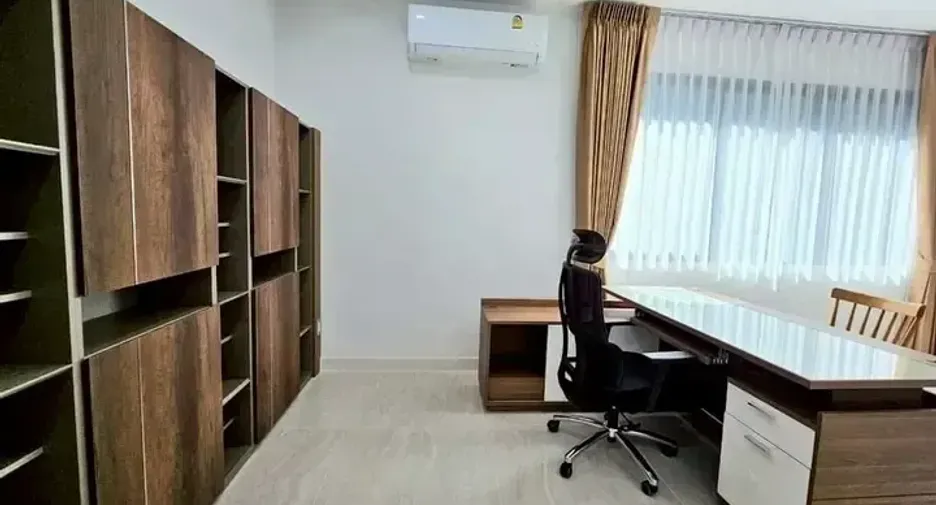 For rent 2 ベッドルーム townhouse in Suan Luang, Bangkok