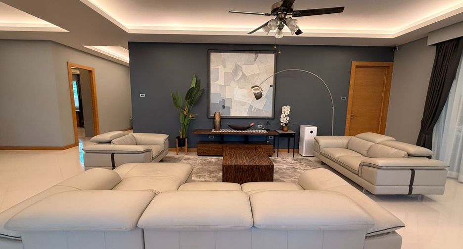 Casa en alquiler de 2 habitaciones en Bang Lamung, Chonburi