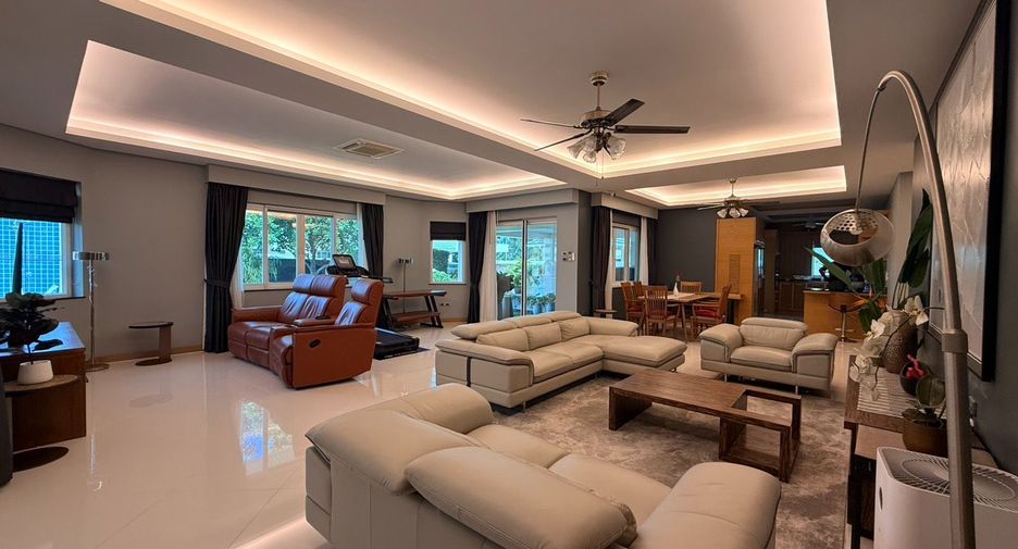Casa en alquiler de 2 habitaciones en Bang Lamung, Chonburi