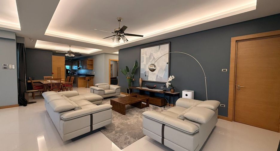 Casa en alquiler de 2 habitaciones en Bang Lamung, Chonburi