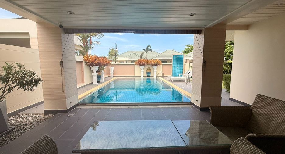 Casa en alquiler de 2 habitaciones en Bang Lamung, Chonburi