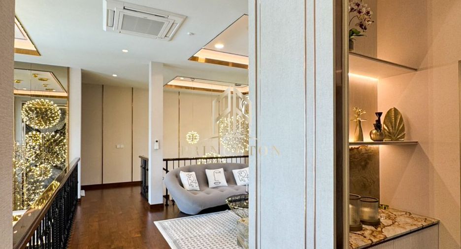 Casa en alquiler y en venta de 4 habitaciones en Lat Krabang, Bangkok
