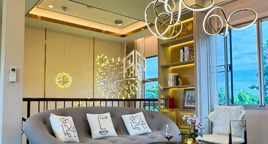Casa en alquiler y en venta de 4 habitaciones en Lat Krabang, Bangkok