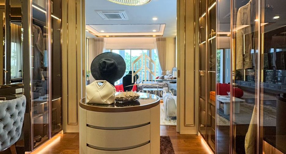 Casa en alquiler y en venta de 4 habitaciones en Lat Krabang, Bangkok