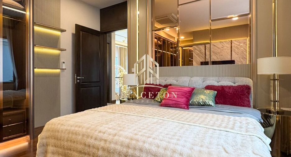 Casa en alquiler y en venta de 4 habitaciones en Lat Krabang, Bangkok