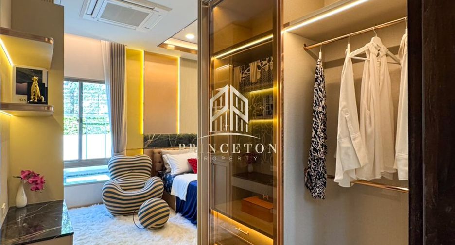 Casa en alquiler y en venta de 4 habitaciones en Lat Krabang, Bangkok