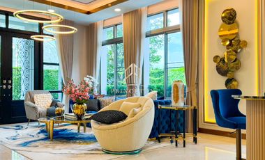Casa en alquiler y en venta de 4 habitaciones en Lat Krabang, Bangkok