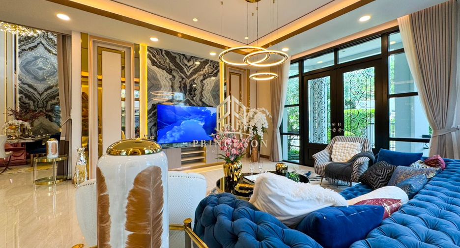 Casa en alquiler y en venta de 4 habitaciones en Lat Krabang, Bangkok