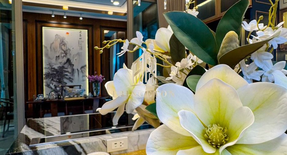 Casa en alquiler y en venta de 4 habitaciones en Lat Krabang, Bangkok