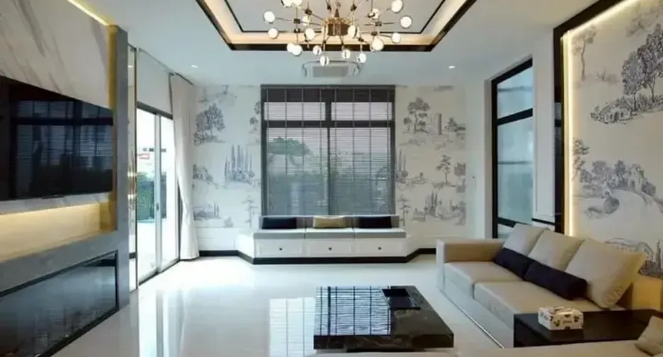 Casa en venta de 4 habitaciones en Lat Krabang, Bangkok