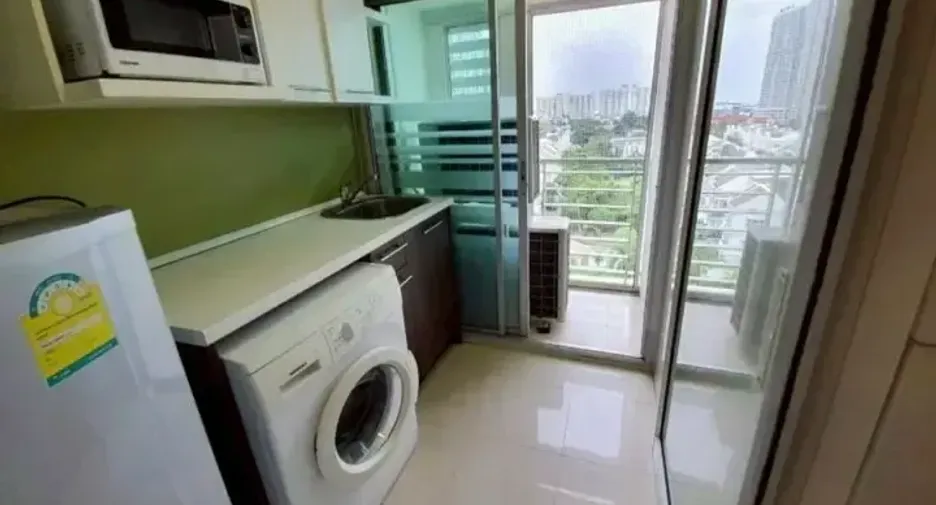 Wohnung zum Kauf mit 2 Zimmer in Phra Khanong, Bangkok