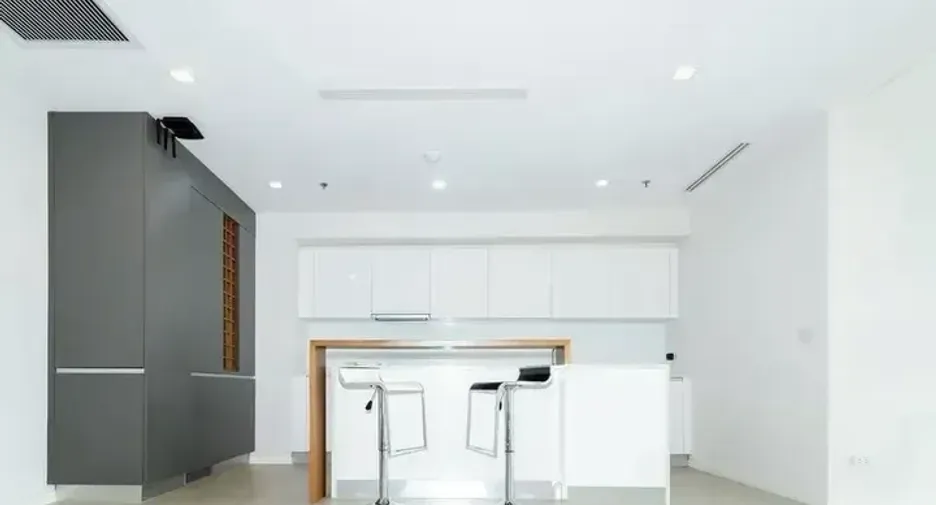 For sale 2 bedrooms condo in Sathon, Bangkok