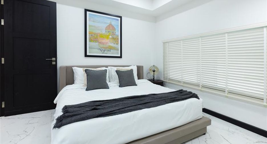 For rent 5 bedrooms villa in Jomtien, Pattaya