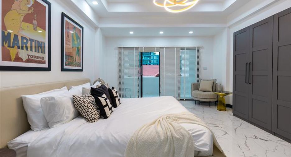 For rent 5 bedrooms villa in Jomtien, Pattaya