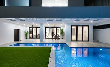 For rent 5 bedrooms villa in Jomtien, Pattaya