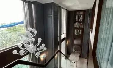 For sale 2 bedrooms condo in Khlong Toei, Bangkok