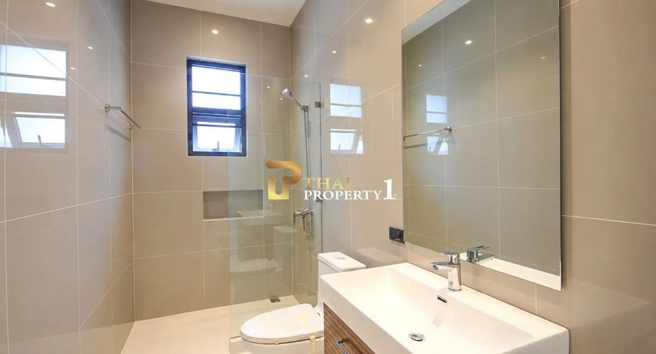 À vendre 4 chambres villa à Hua Hin, Prachuap Khiri Khan