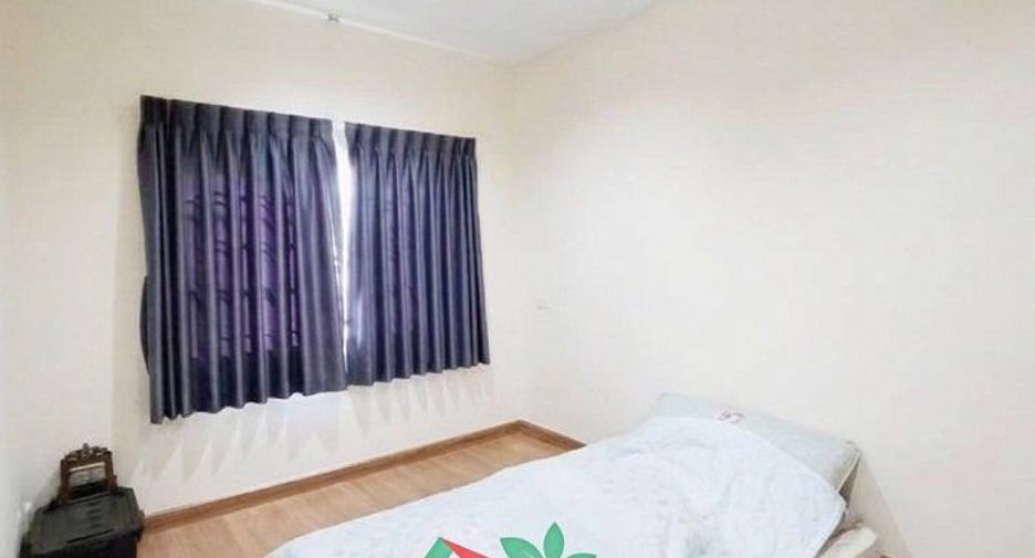 For sale 4 ベッドルーム townhouse in Prawet, Bangkok
