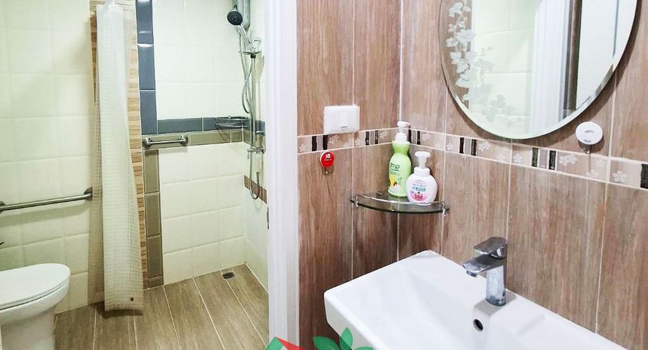 For sale 4 ベッドルーム townhouse in Prawet, Bangkok