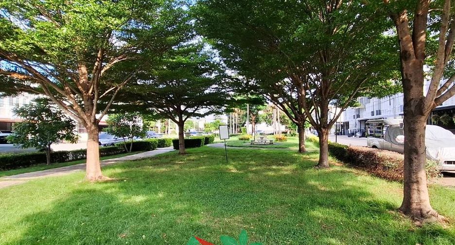 For sale 4 ベッドルーム townhouse in Prawet, Bangkok
