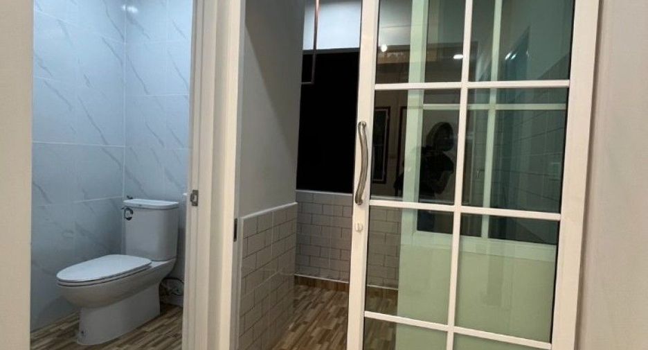 À vendre 1 chambre condo à Mueang Samut Prakan, Samut Prakan