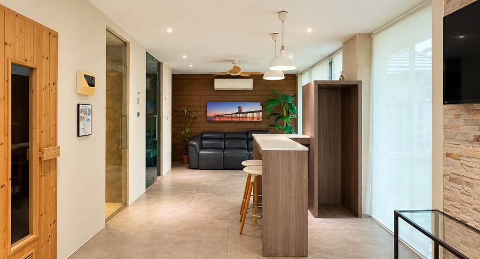 Villa en alquiler de 4 habitaciones en Bang Lamung, Chonburi