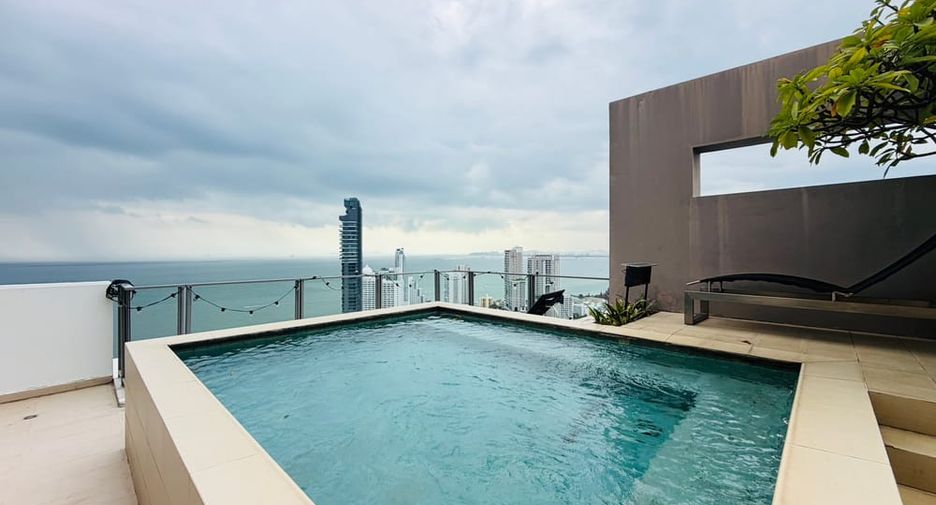 For rent 3 bedrooms condo in Bang Lamung, Chonburi